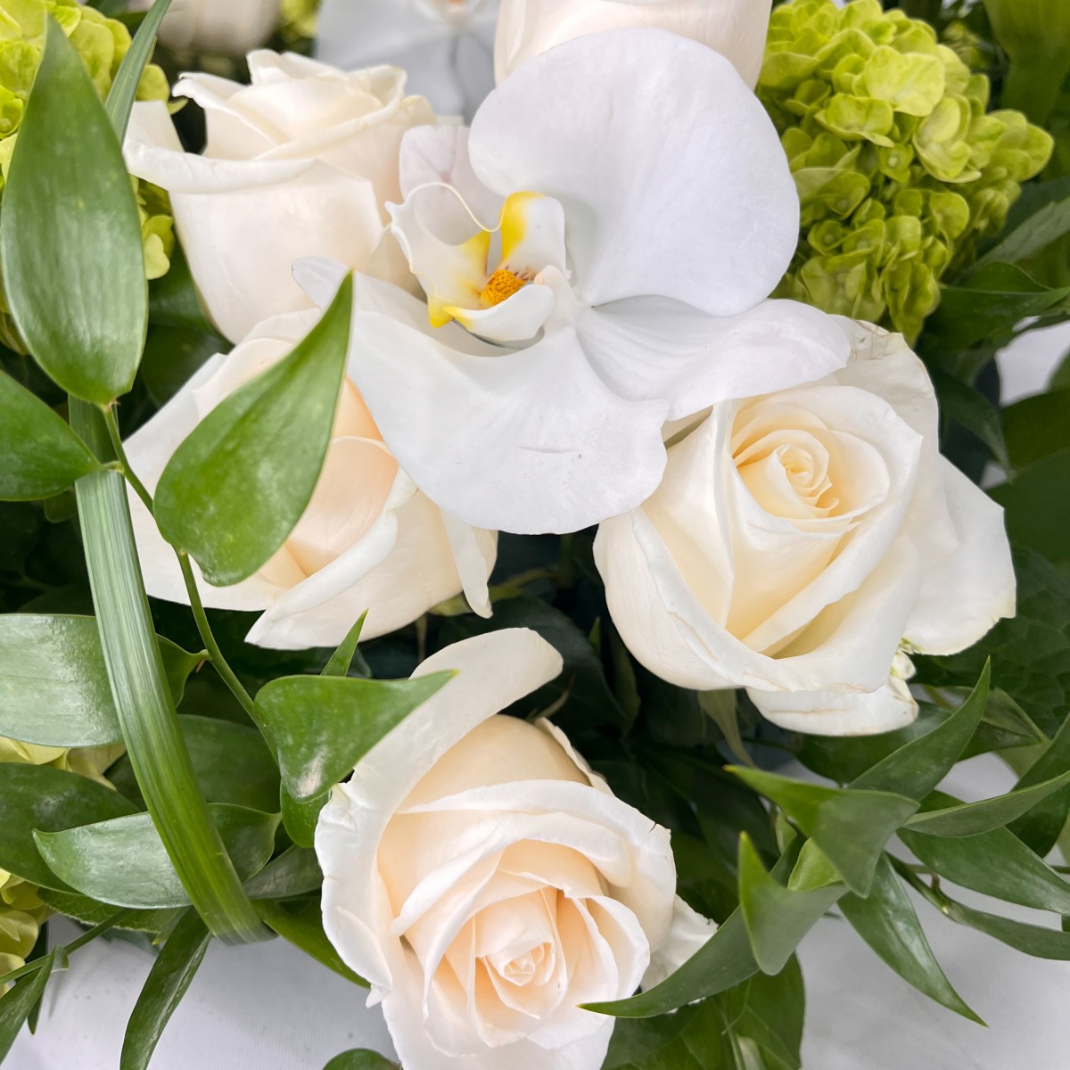 Heavenly Embrace Urn Arrangement - Image 2