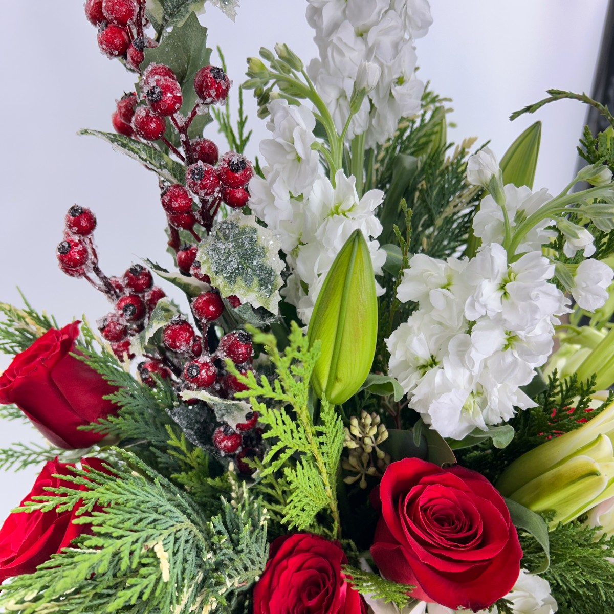 Elegant Yuletide - Image 3
