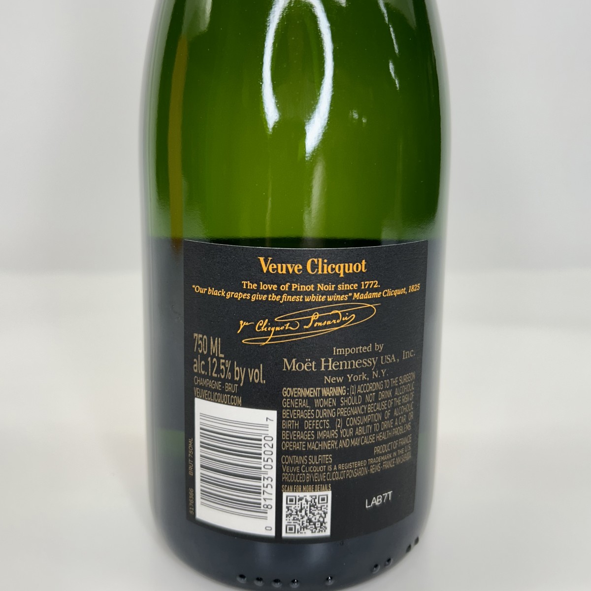 Veuve Clicquot Yellow Label Brut Champagne - Image 3